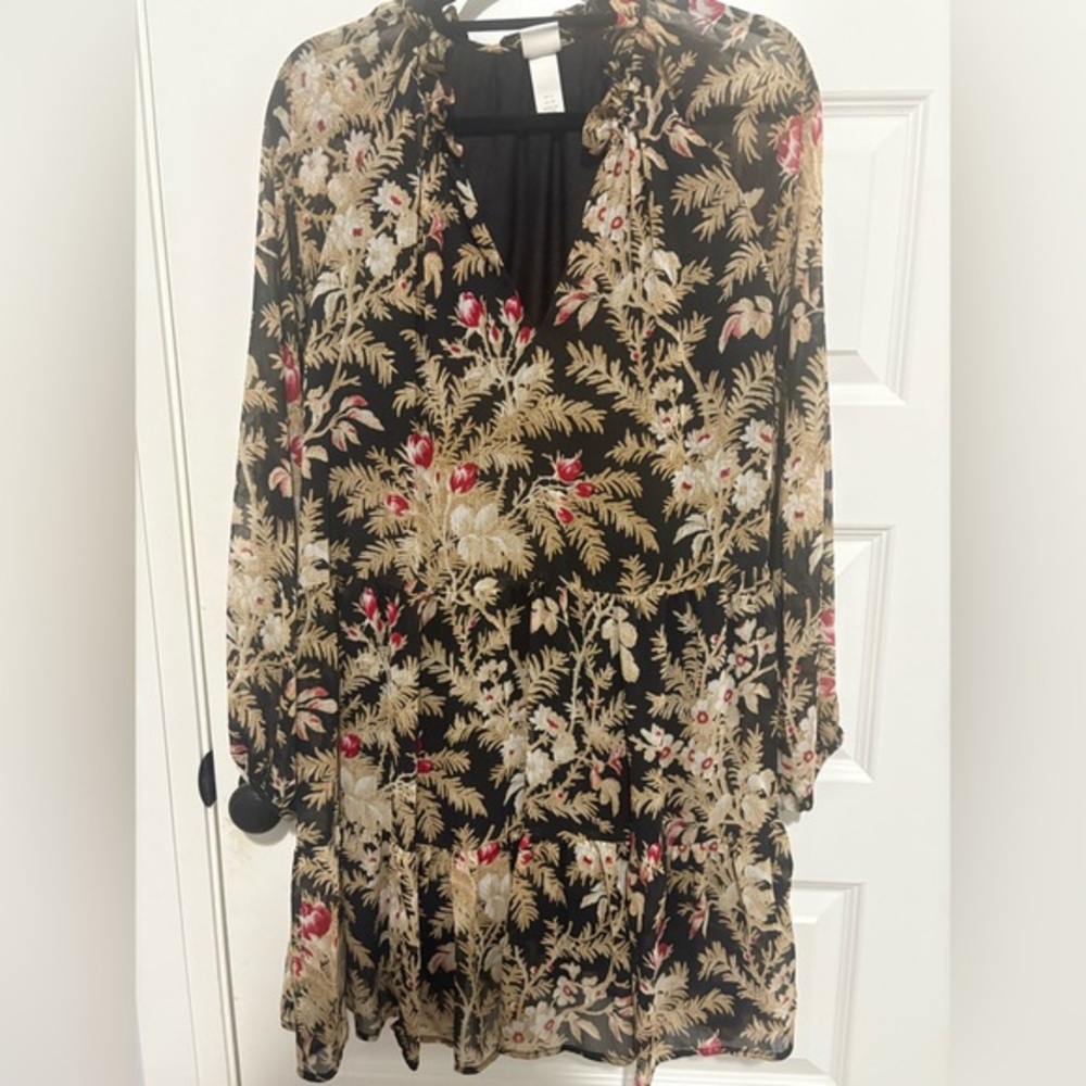 H&M Tiered Floral Dress Size XL